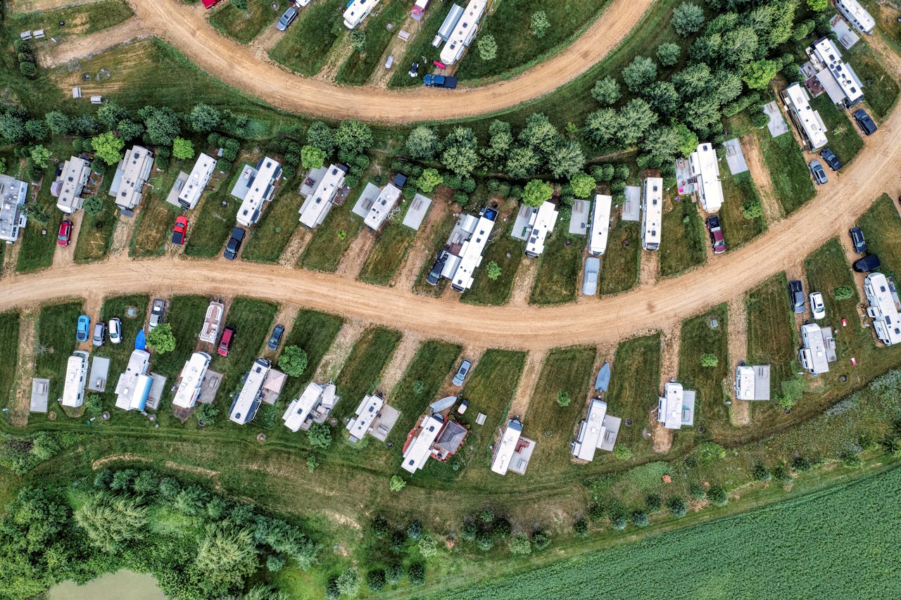 home-hero-1 Aerial shot of motorhomes parked in a scenic campground in Nelson, Wisconsin.